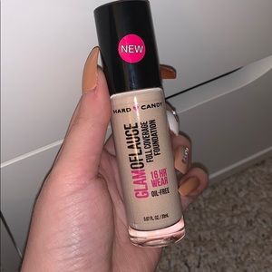Hard Candy Foundation